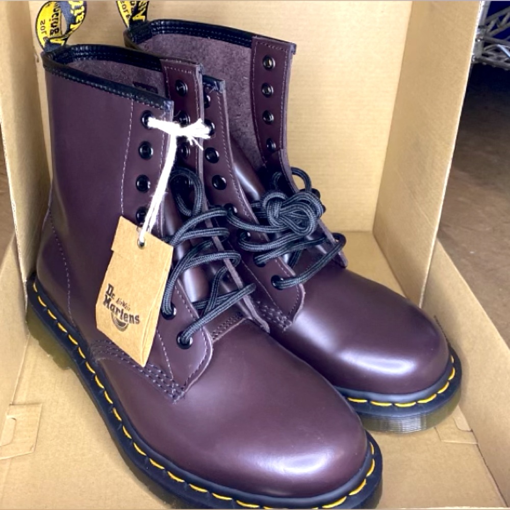 NWT Burgundy Doc Martens size 7